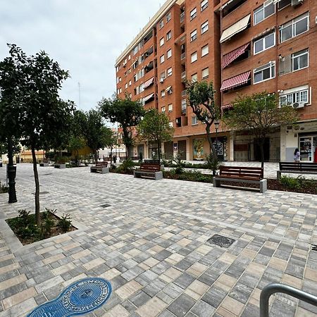 Moderno Apartamento Del Arquitecto Aparthotel Valencia Buitenkant foto