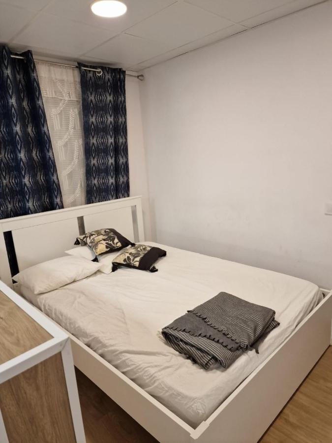Moderno Apartamento Del Arquitecto Aparthotel Valencia Buitenkant foto