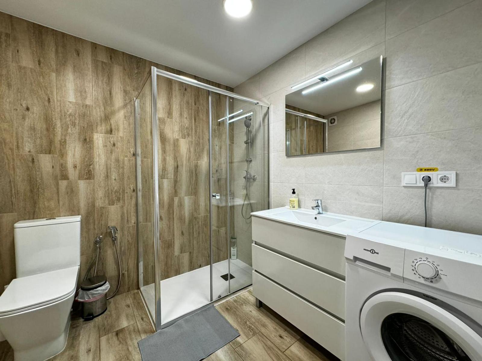 Moderno Apartamento Del Arquitecto Aparthotel Valencia Buitenkant foto