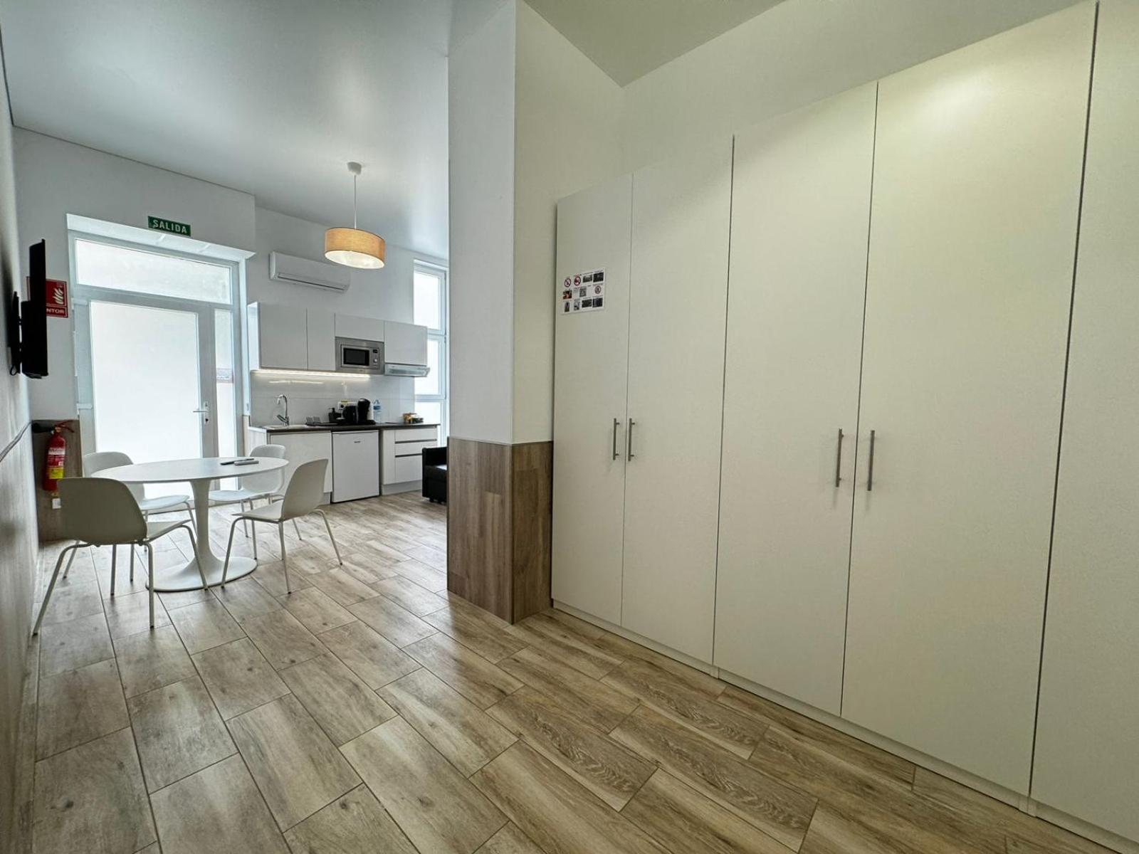 Moderno Apartamento Del Arquitecto Aparthotel Valencia Buitenkant foto