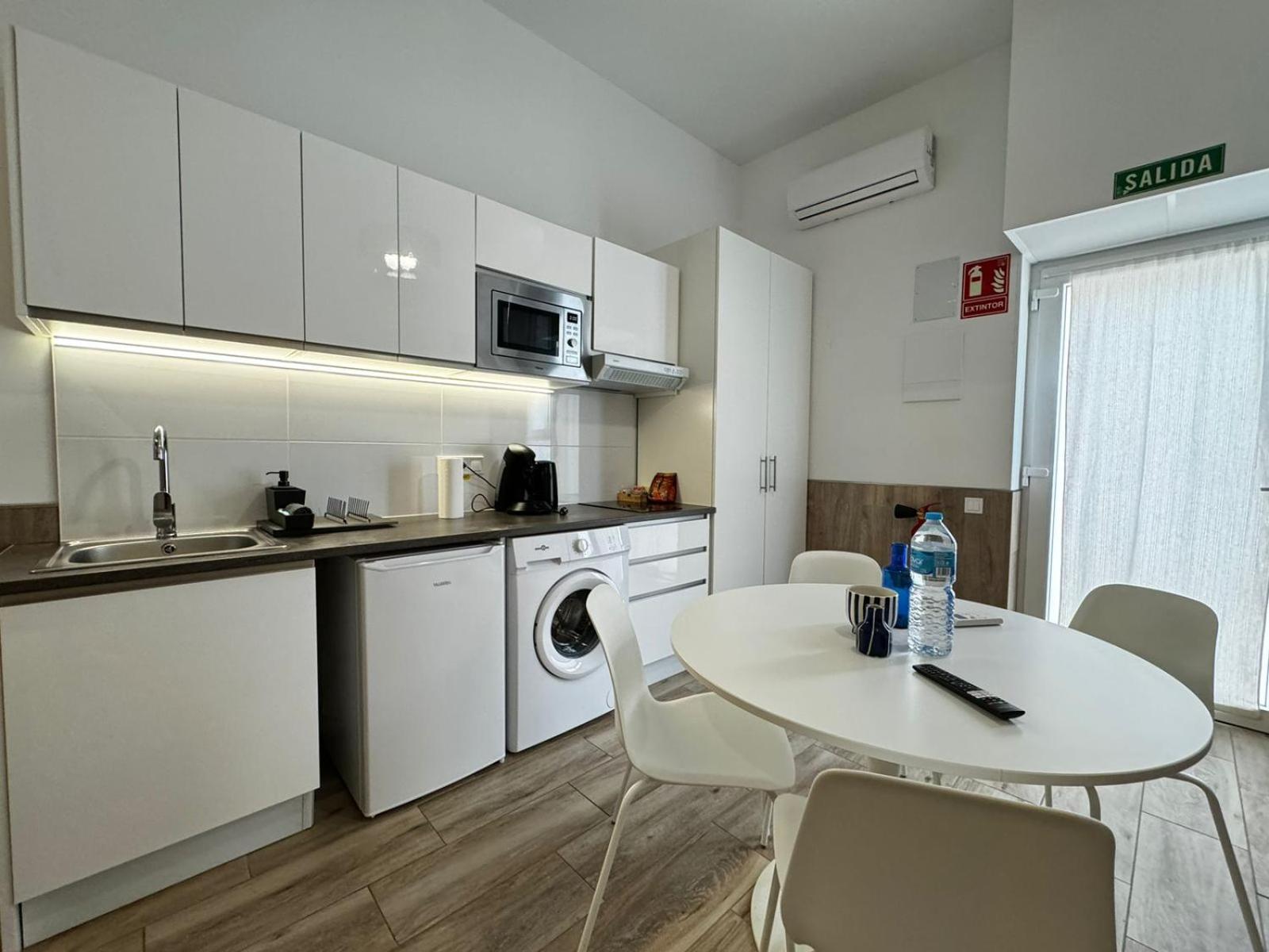 Moderno Apartamento Del Arquitecto Aparthotel Valencia Buitenkant foto